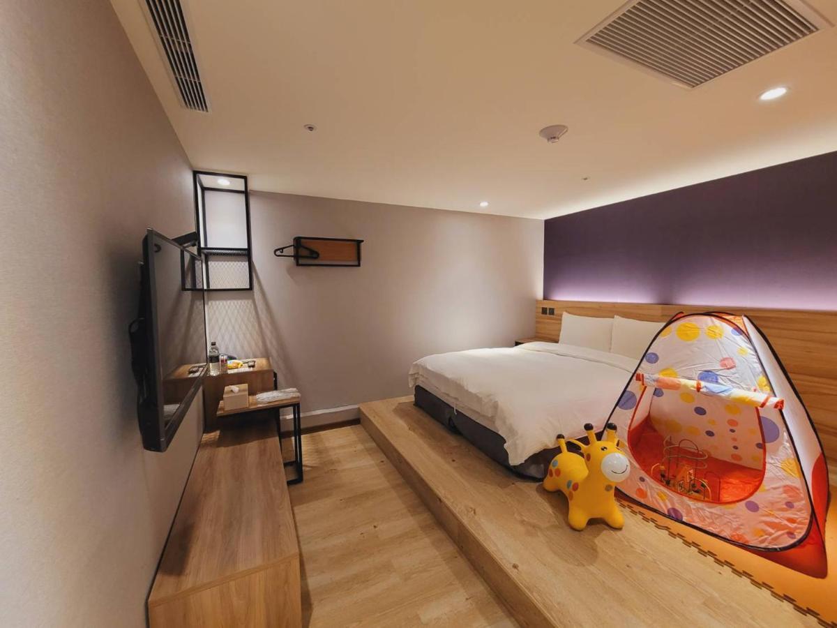 Muzik Hotel - Ximen Station Branch Tajpej Zewnętrze zdjęcie