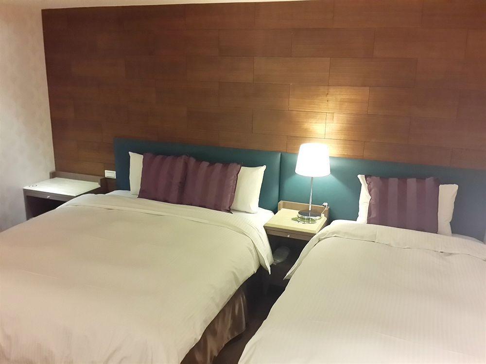 Muzik Hotel - Ximen Station Branch Tajpej Zewnętrze zdjęcie